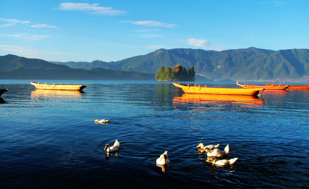 泸沽湖旅游