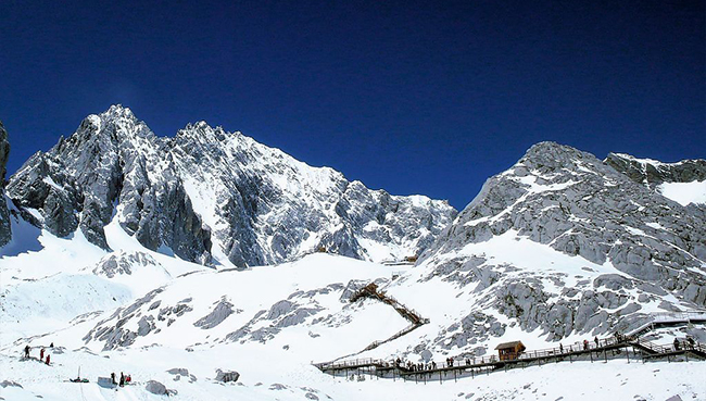 玉龙雪山旅游