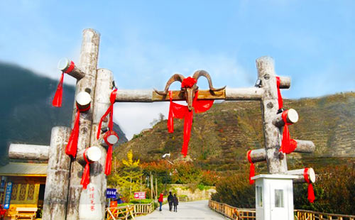 坪头羌寨