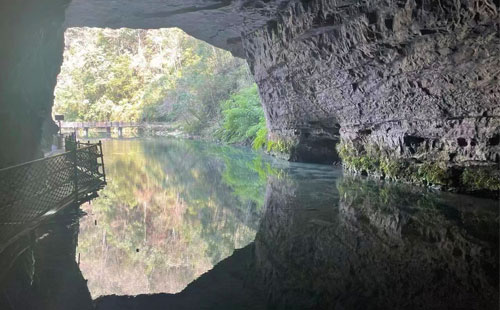 贵州双河谷